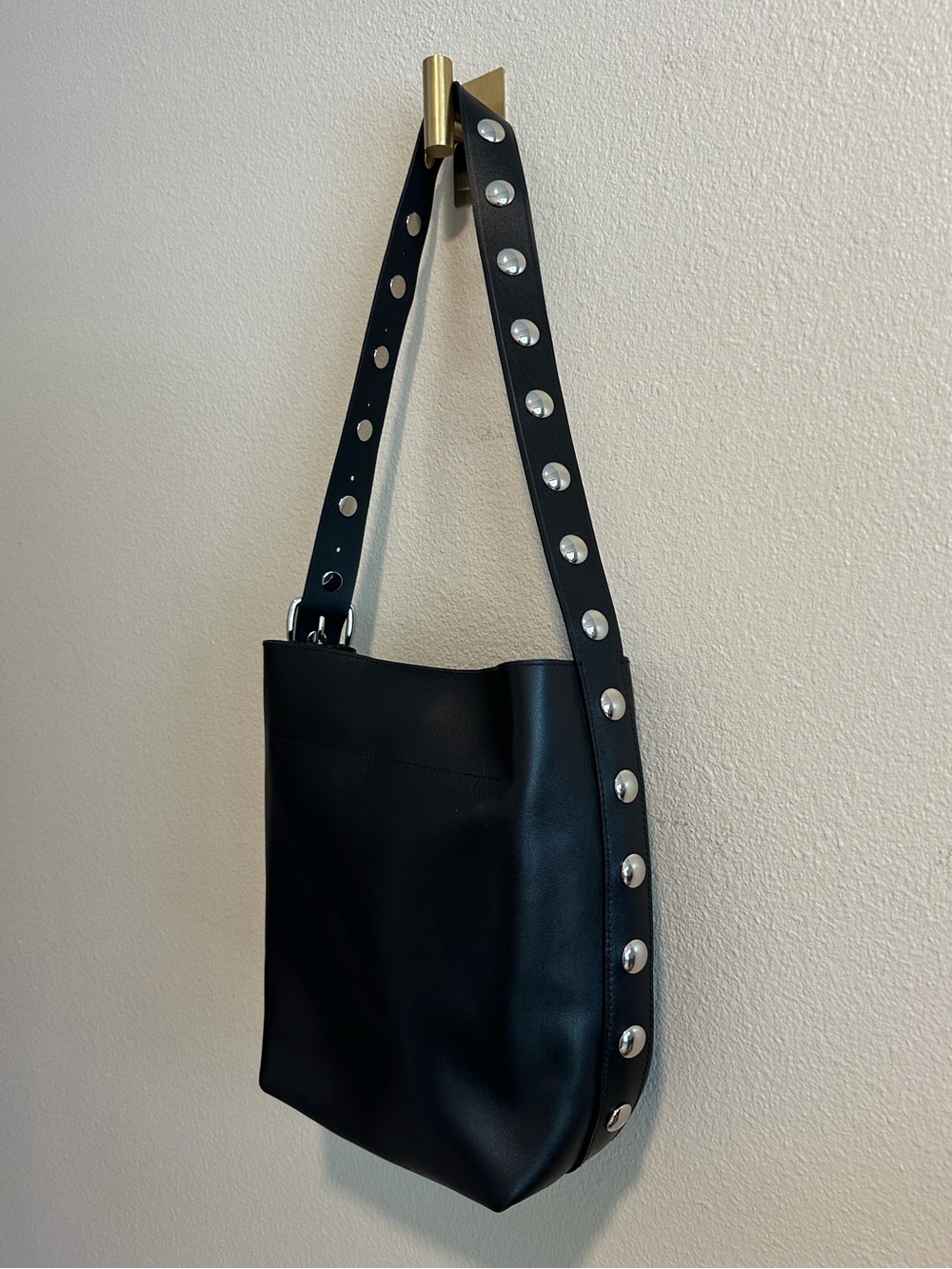 ☀️ New! MADEWELL Essential Medium Bucket Tote in True Black - Picture 5 of 16